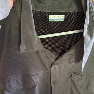 Columbia Gray Lightweight Shirt Jacket with Performance Fabric